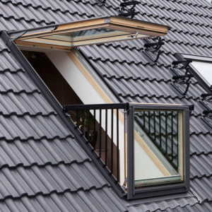 Монтаж мансардных ок...